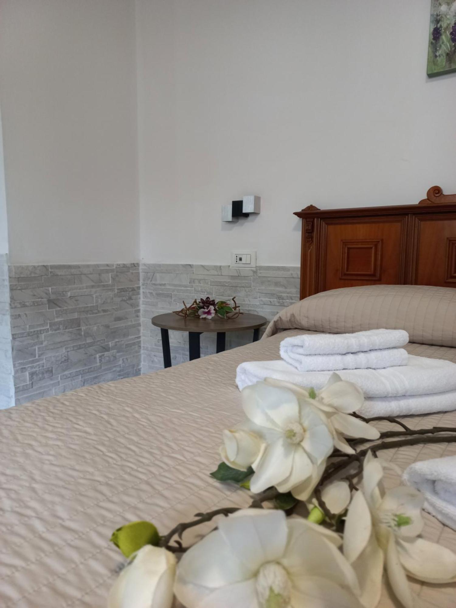 Appartamento Le Magnolie Mestre Luaran gambar